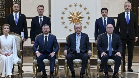 Cumhurbaşkanı Erdoğan 5 ülkeden büyükelçileri kabul etti