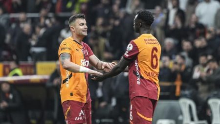 Galatasaray’ın savunması ikinci devrede fark attı!