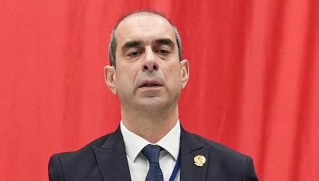 Şekip Mosturoğlu: ‘Futbol kadromuz geçen hafta sonu bizlere büyük bir hayal kırıklığı yaşattı’