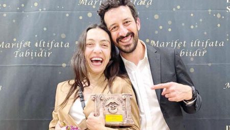 Tiyatronun en güzelleri seçildi