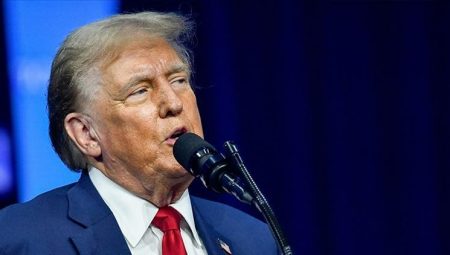 Trump gözünü Panama ve Süveyş kanallarına dikti: ‘Derhal ve bedelsiz geçiş’ talebi