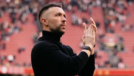 Ajax’ta Francesco Farioli ile yollar ayrıldı