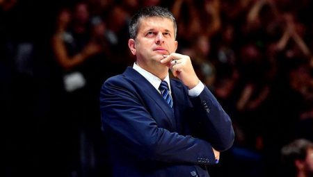 Anadolu Efes başantrenörü Mijatovic Hırvatistan’ın başına geçti