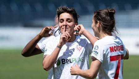 Bayan futbolunda şampiyon FOMGET Gençlik oldu!