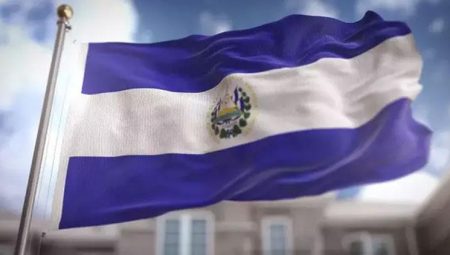 El Salvador Devlet Başkanı Bukele’nin çetelerle gizli muahedeler yaptığı savı