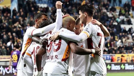 Galatasaray ile Sivasspor alanda, 6 kadro takipte!