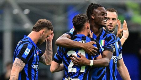 Inter tek attı, üç aldı! Hakan Çalhanoğlu…