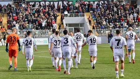 Karşıyaka çok hareketli