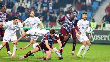 Kasımpaşa-Trabzonspor maçının VAR hakemi belirli oldu