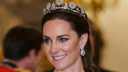 Kim bilir nasıl da hasretle bekliyordur… Tacına kavuşması an meselesi!