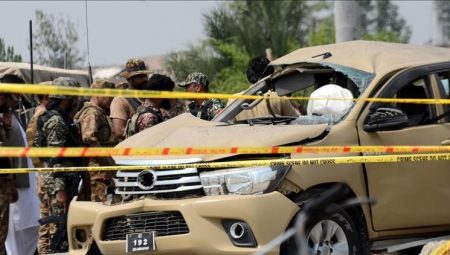 Pakistan’da terör saldırısı: 4 kişi hayatını yitirdi, 20 kişi yaralandı