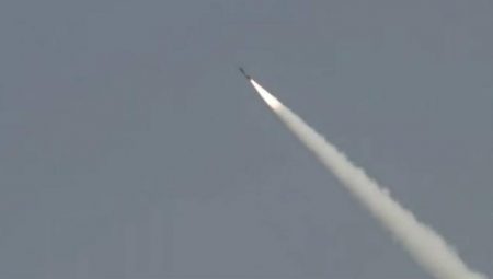 Pakistan’dan Hindistan’a gözdağı