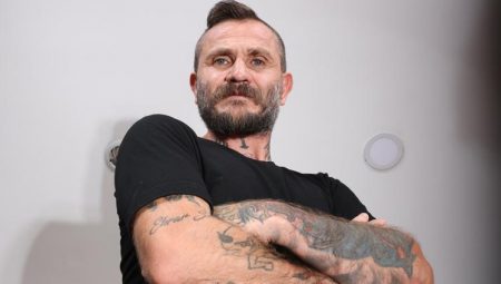 Sıcak Büfe’de Benekli Ayhan sürprizi