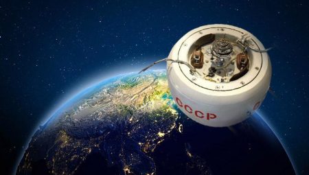 Sovyet uzay aracı dünyaya düştü