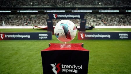 Süper Lig’de 36. hafta programı açıklandı! 8 maç birebir saatte oynanacak