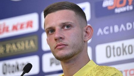 Szymanski’den baş karıştıran karar!