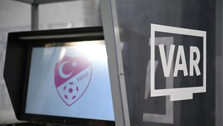 Trabzonspor – Galatasaray maçının VAR hakemi belirli oldu!