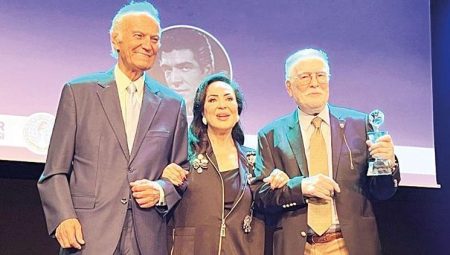 Türkan Sultan’dan eğitime takviye