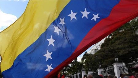 Venezuelalı 5 muhalif siyasetçi Arjantin’e sığındı