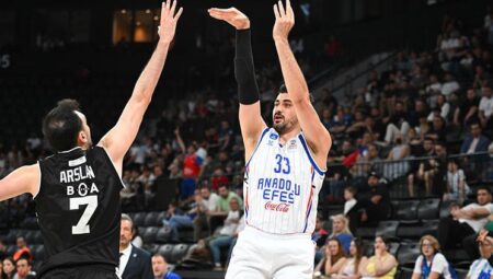 Anadolu Efes, Beşiktaş’ı geriden gelerek mağlup etti!