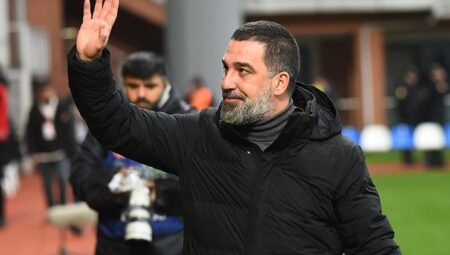 Arda Turan resmen Shakhtar Donetsk’te!