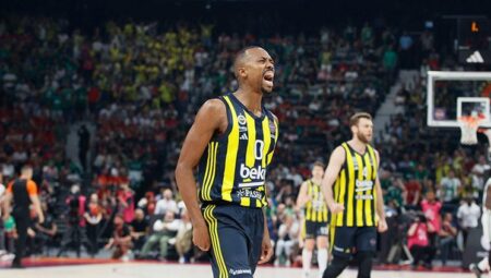 Eski Karşıyakalı McCollum’un final gururu!
