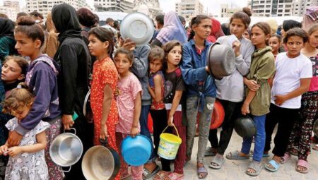 Gazze’de yardım ismi altında sürgün planı! Güneye gitmeyene ekmek su yok