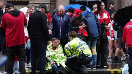 Liverpool’un şampiyonluk kutlamalarında araçlı akın dehşeti: Yetkililer saldırganın kimliğine dair bilgi verdi