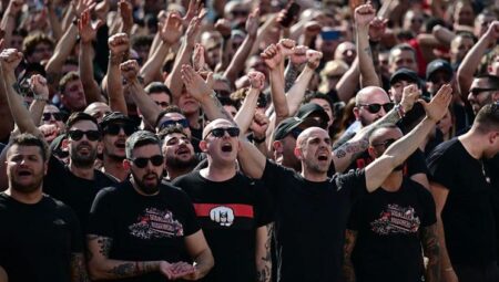 Milan taraftarı, idaresi “istifaya” davet etti!
