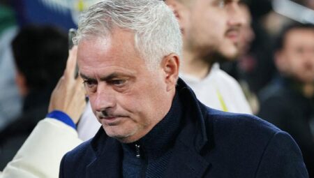 Mourinho ile futbolcuların bağı koptu!
