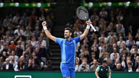 Novak Djokovic ‘100’ler kulübünde’