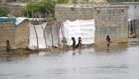 Pakistan’daki fırtınada binalar çöktü: 18 kişi hayatını kaybetti