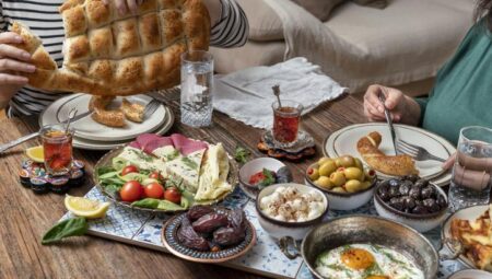 Zilhicce orucu ne vakit tutulur 2025? Zilhicce orucuna nasıl niyet edilir, hangi günler tutulur? Diyanet bilgisi ile zilhicce ayı oruç tutmanın fazileti!