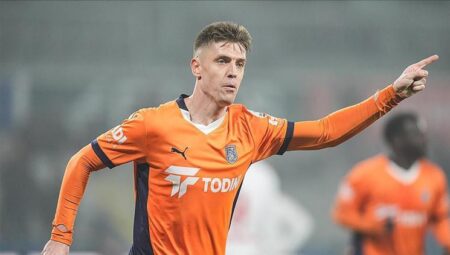 Başakşehir’e Piatek piyangosu!