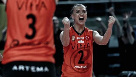 Meliha Diken Eczacıbaşı’na döndü!