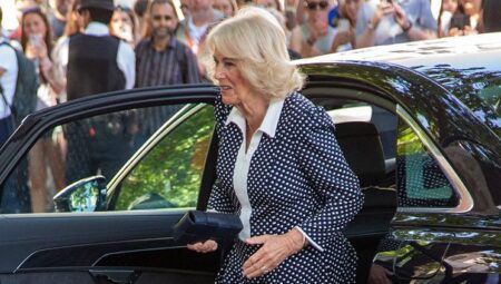 Saraydan kraliçeye bilinmeyen talimat… ‘Ona dur demezseniz hükümdarımız ölecek!’