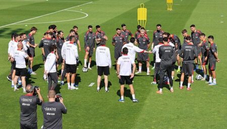 Ulusal Grup, ABD maçının hazırlıklarına başladı!